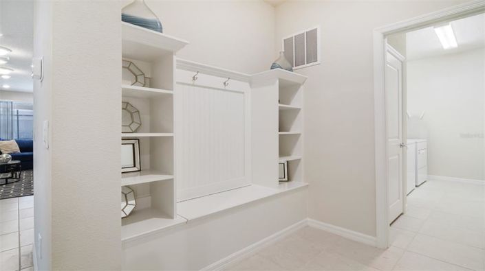 Image No.51-10 Bed Property for sale