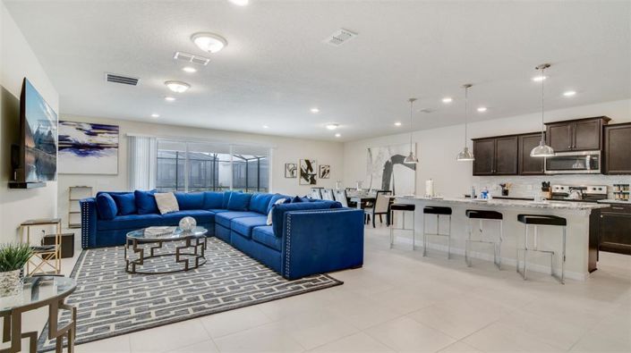 Image No.9-10 Bed Property for sale