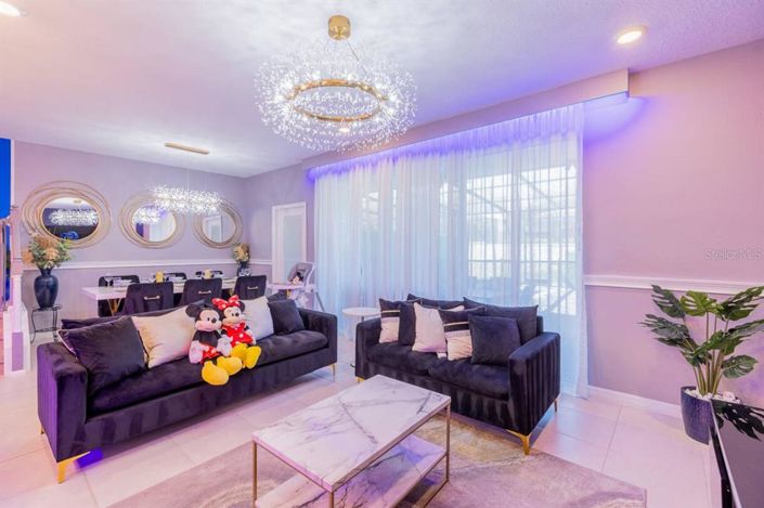 Image No.19-5 Bed Townhouse for sale