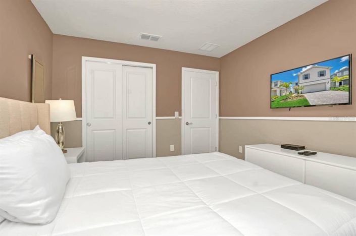 Image No.26-5 Bed House for sale