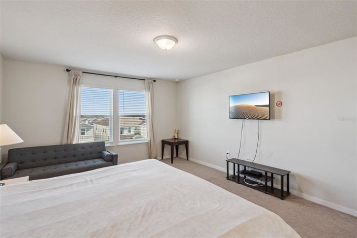 Image No.27-5 Bed Townhouse for sale