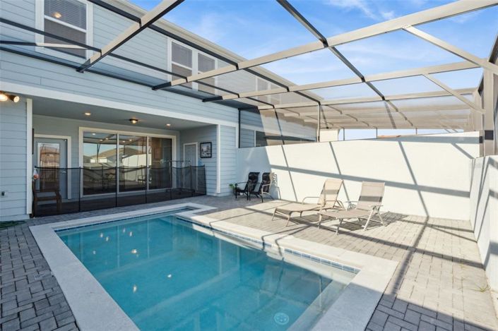 Image No.36-5 Bed Townhouse for sale