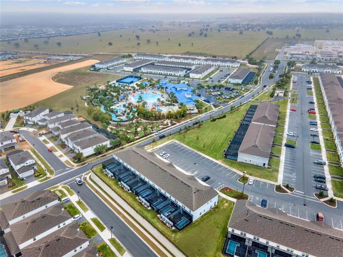 Image No.47-5 Bed Townhouse for sale