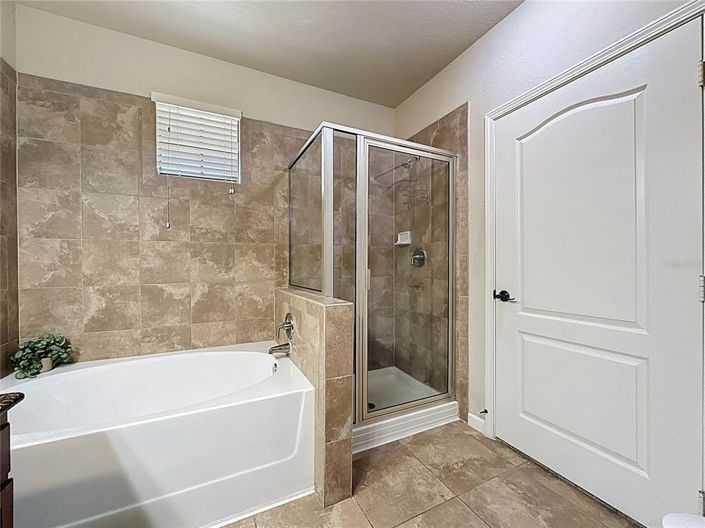 Image No.30-3 Bed Property for sale