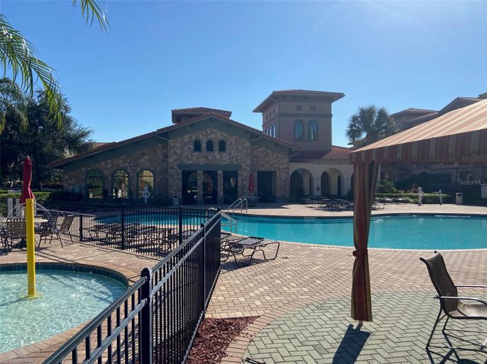 Image No.41-3 Bed Property for sale