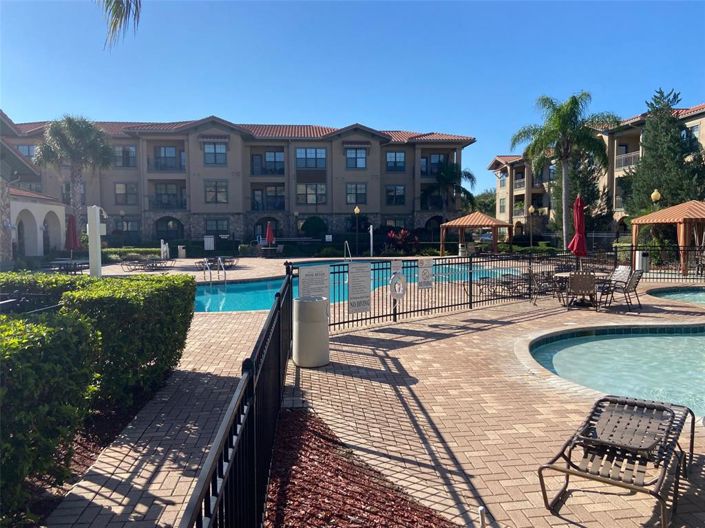 Image No.42-3 Bed Property for sale