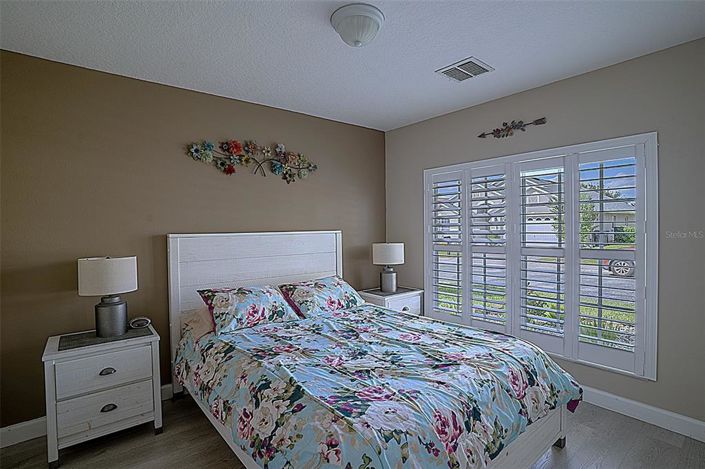 Image No.15-3 Bed Property for sale