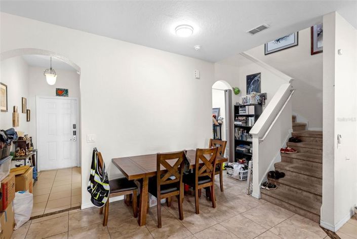 Image No.11-4 Bed Townhouse for sale