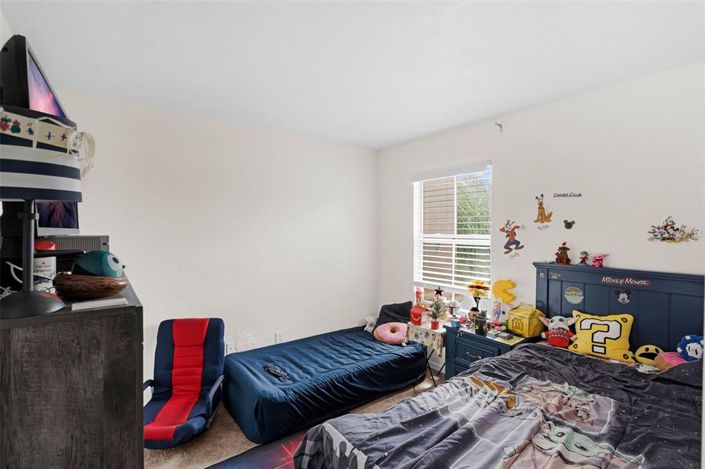 Image No.19-4 Bed Townhouse for sale