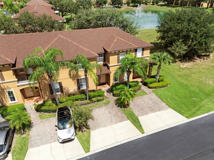 Image No.26-4 Bed Townhouse for sale