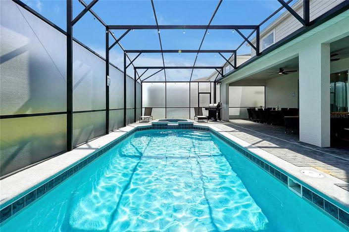 Image No.27-10 Bed House for sale