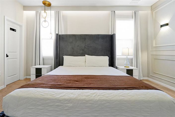 Image No.34-10 Bed House for sale