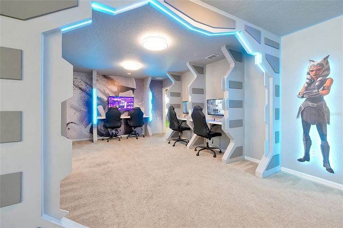 Image No.55-10 Bed House for sale