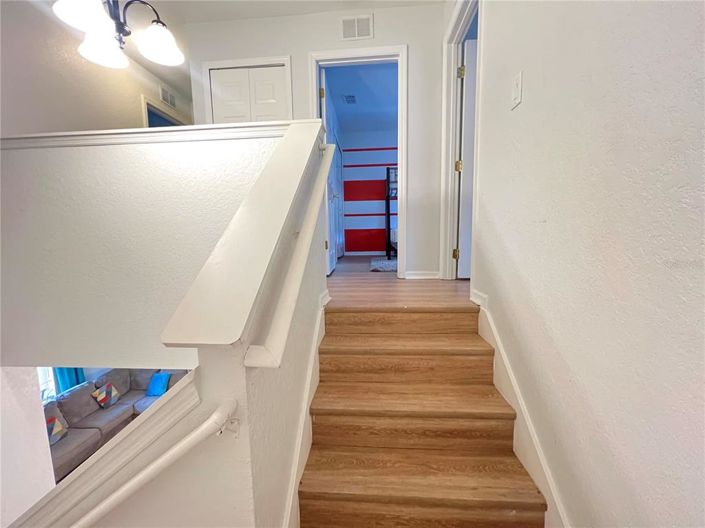 Image No.22-4 Bed Townhouse for sale