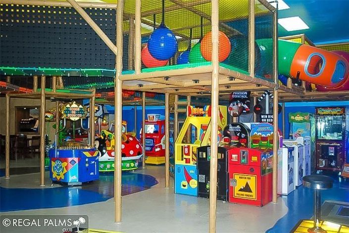 Image No.51-4 Bed Townhouse for sale