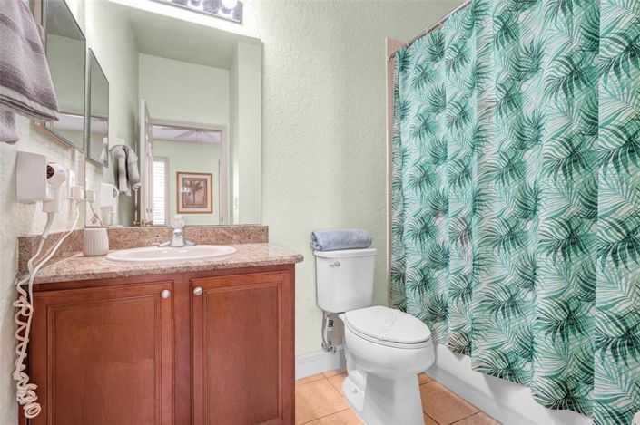 Image No.14-4 Bed Townhouse for sale