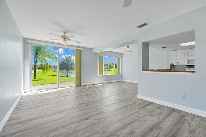 Image No.3-Maison de 4 chambres à vendre à Saint John