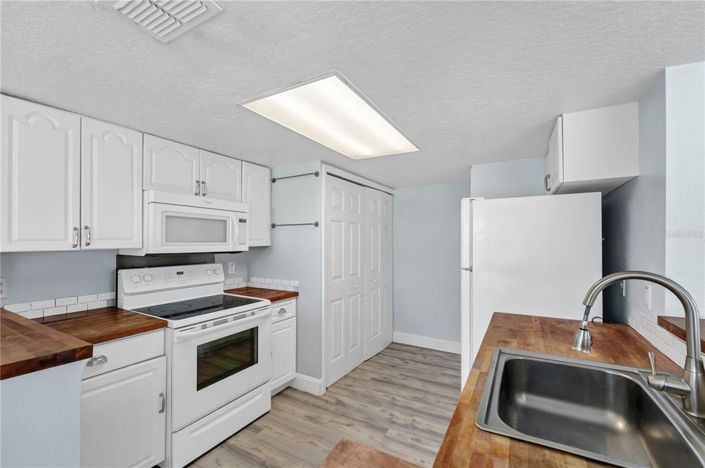 Image No.8-Propriété de 4 chambres à vendre à Davenport