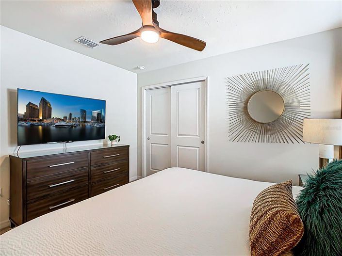 Image No.26-8 Bed House for sale