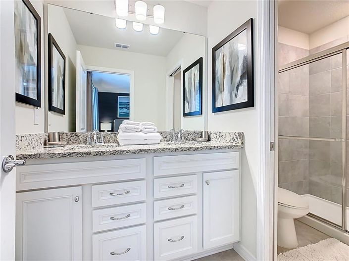 Image No.32-8 Bed House for sale