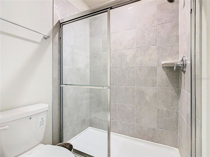 Image No.33-8 Bed House for sale