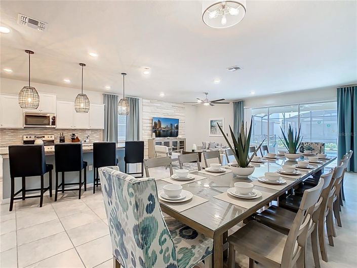 Image No.4-8 Bed House for sale