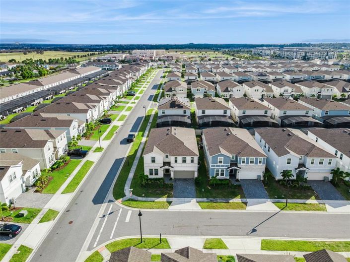 Image No.44-10 Bed House for sale