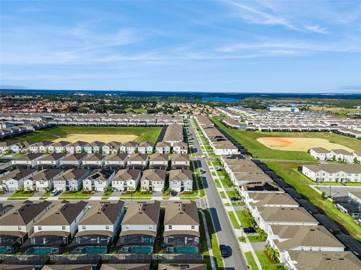 Image No.47-10 Bed House for sale