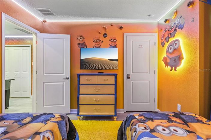 Image No.26-5 Bed Townhouse for sale