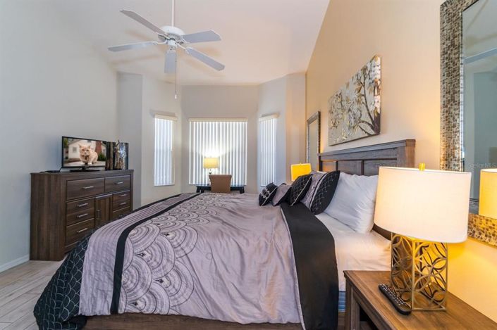 Image No.11-3 Bed House for sale