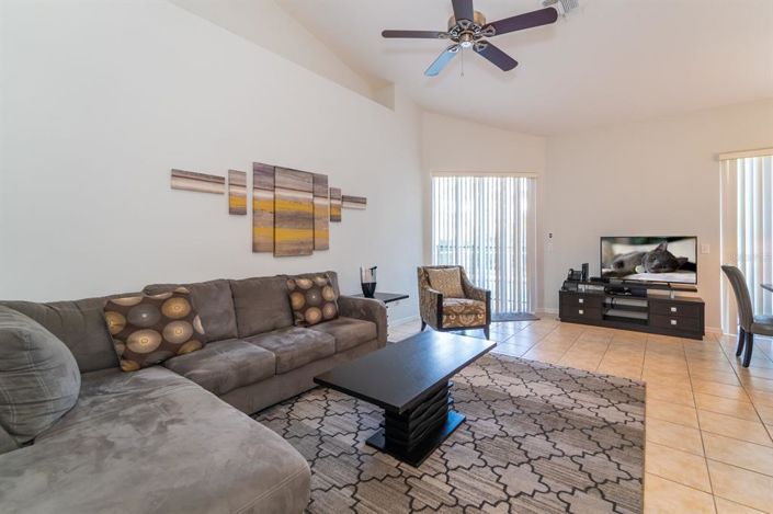 Image No.23-3 Bed Property for sale