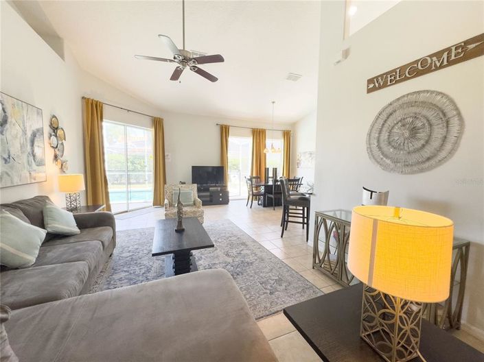 Image No.7-3 Bed House for sale