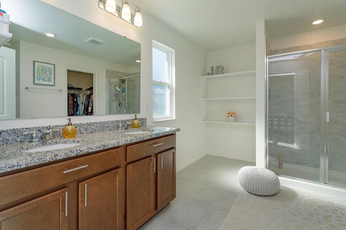 Image No.14-Propriété de 4 chambres à vendre à Davenport