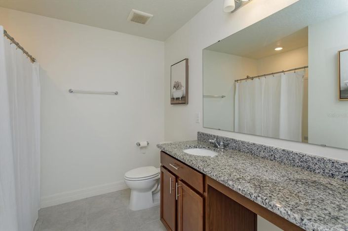 Image No.19-4 Bed House for sale