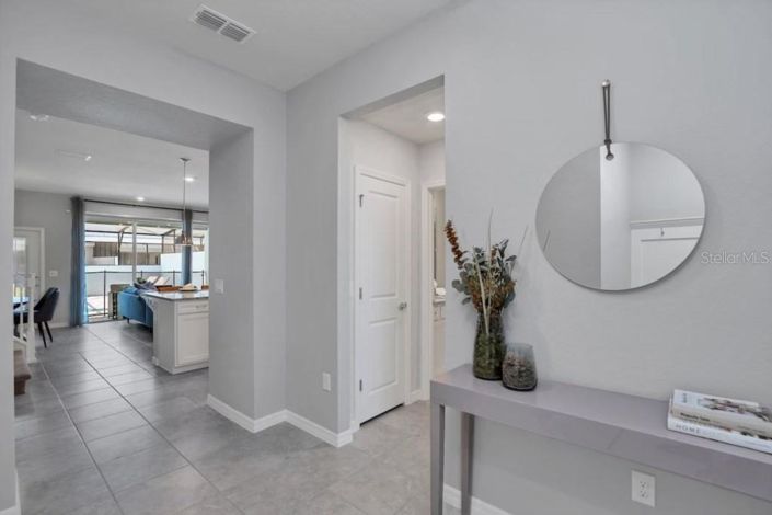 Image No.2-5 Bed Townhouse for sale