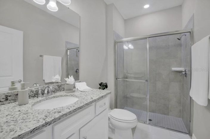 Image No.28-5 Bed Townhouse for sale