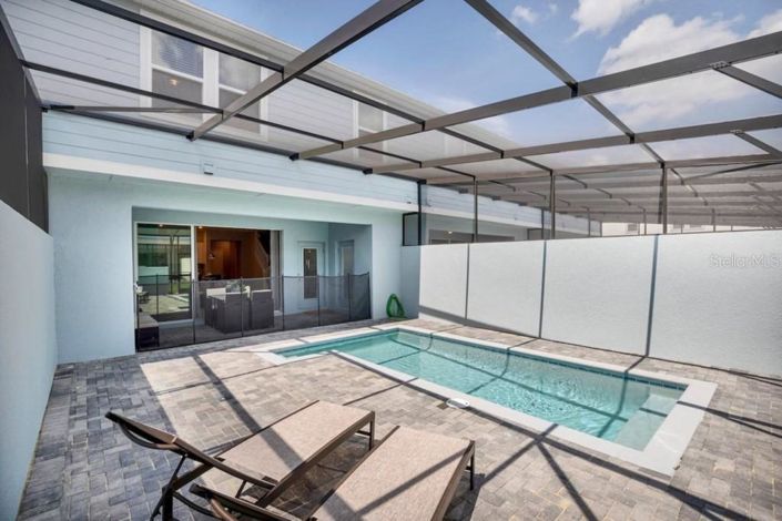 Image No.31-5 Bed Townhouse for sale