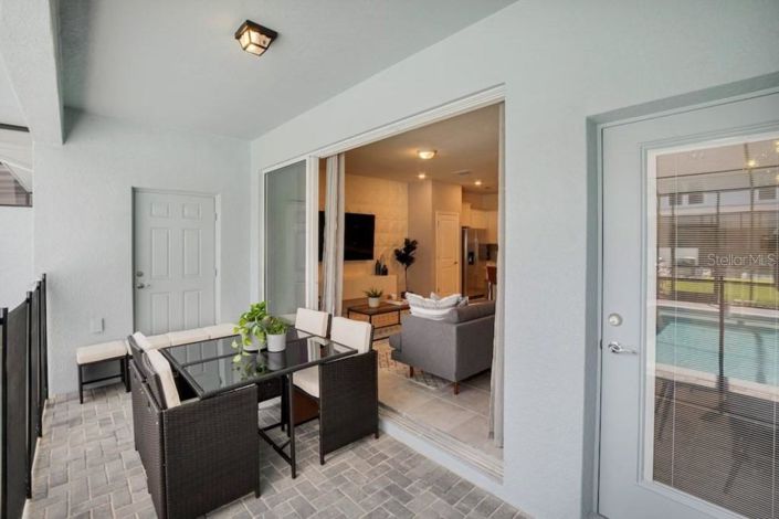 Image No.35-5 Bed Townhouse for sale