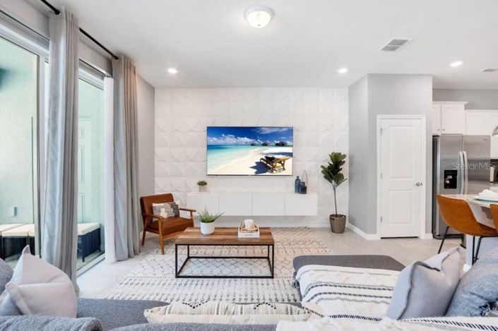 Image No.8-5 Bed Townhouse for sale