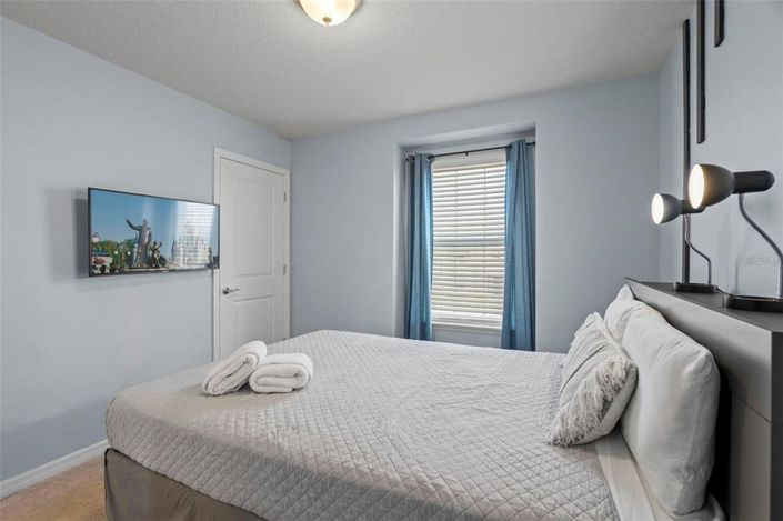 Image No.22-5 Bed Townhouse for sale