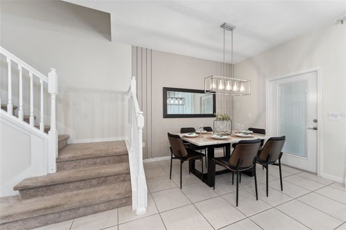 Image No.11-5 Bed Townhouse for sale