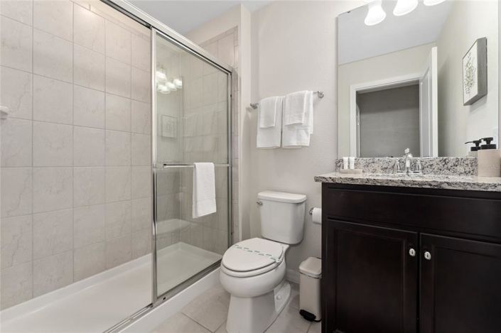 Image No.17-5 Bed Townhouse for sale