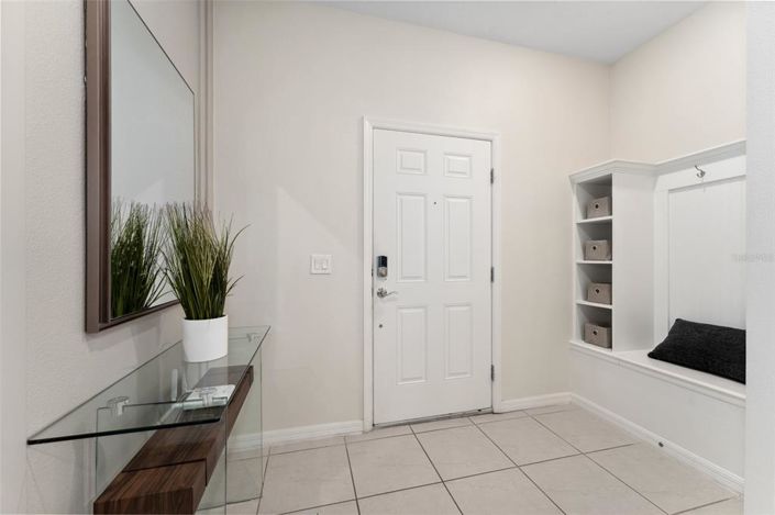 Image No.2-5 Bed Townhouse for sale