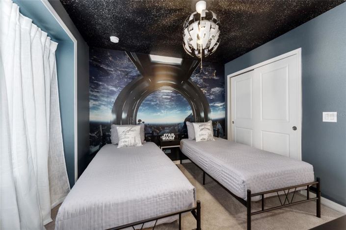 Image No.22-5 Bed Townhouse for sale