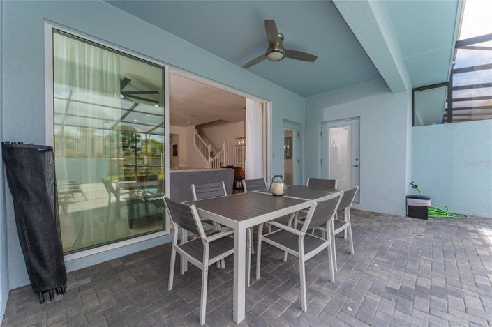 Image No.35-5 Bed Townhouse for sale