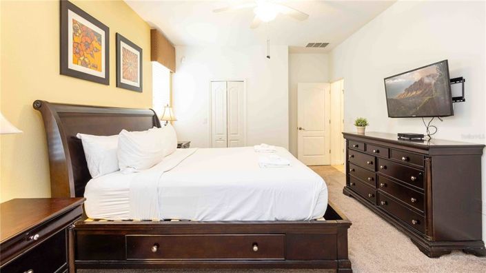 Image No.28-9 Bed House for sale