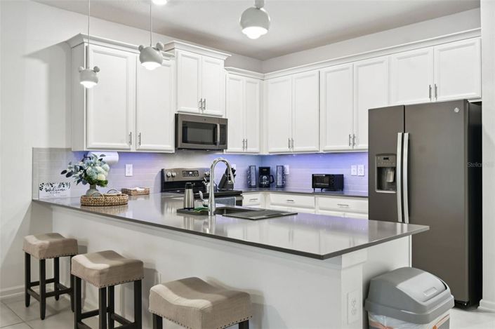 Image No.5-3 Bed Property for sale