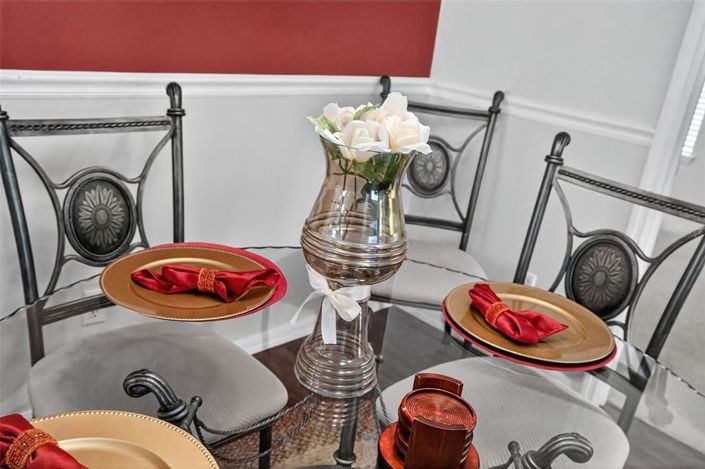 Image No.11-5 Bed House for sale