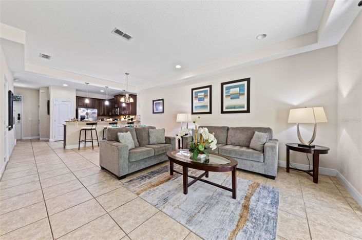 Image No.6-3 Bed Townhouse for sale