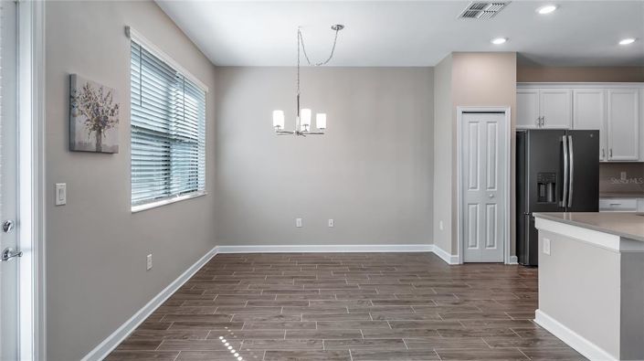 Image No.7-4 Bed Townhouse for sale